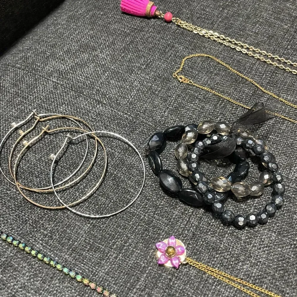 Elegant Green and Gold Jewelry Set